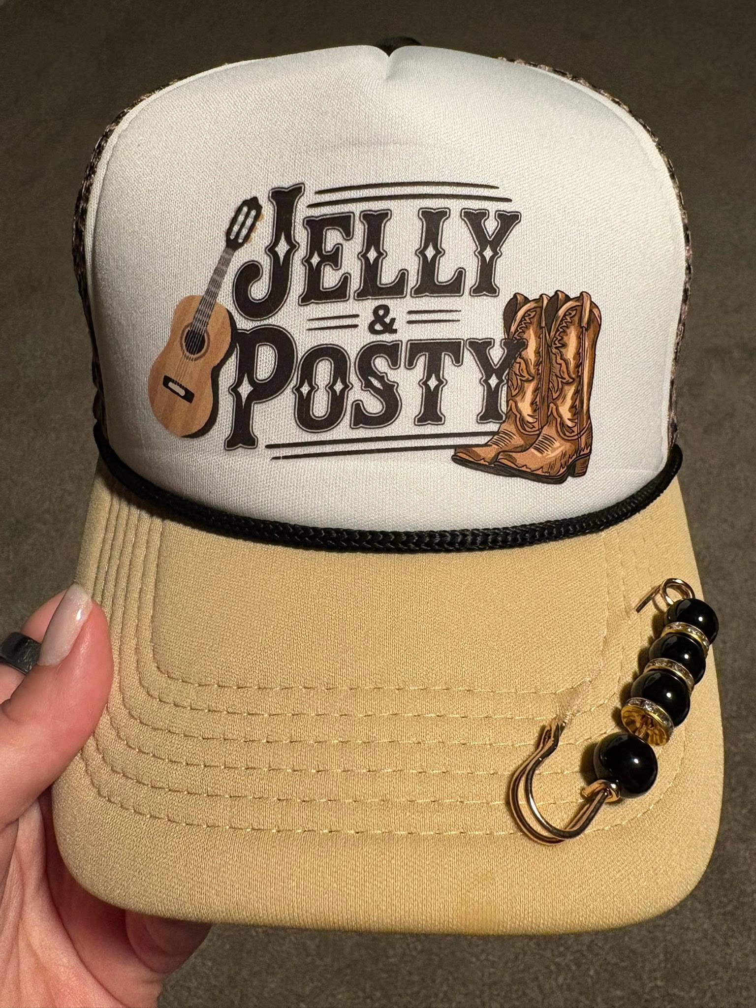 CUSTOM 1 PATCH TRUCKER HAT